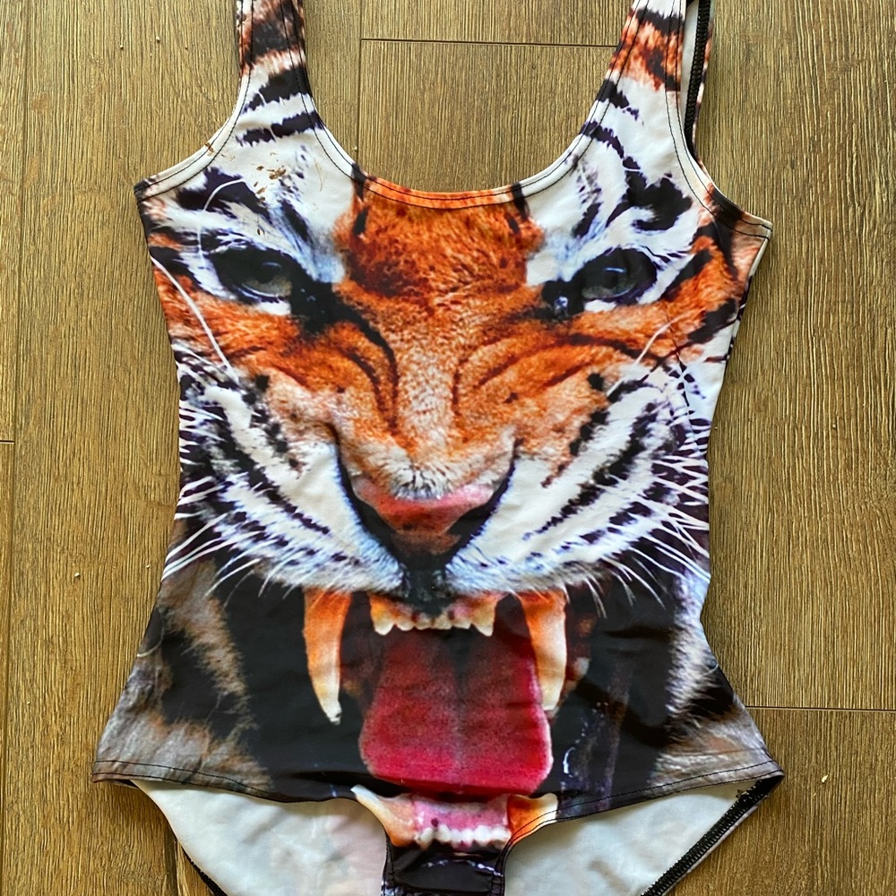 Tiger swimsuit - M